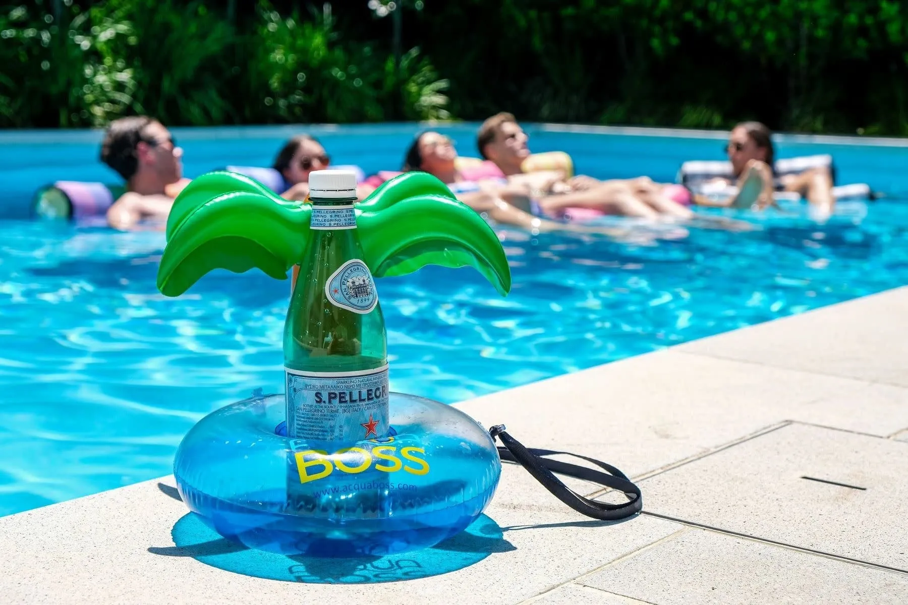 AcquaBoss Rainbow Water Hammock