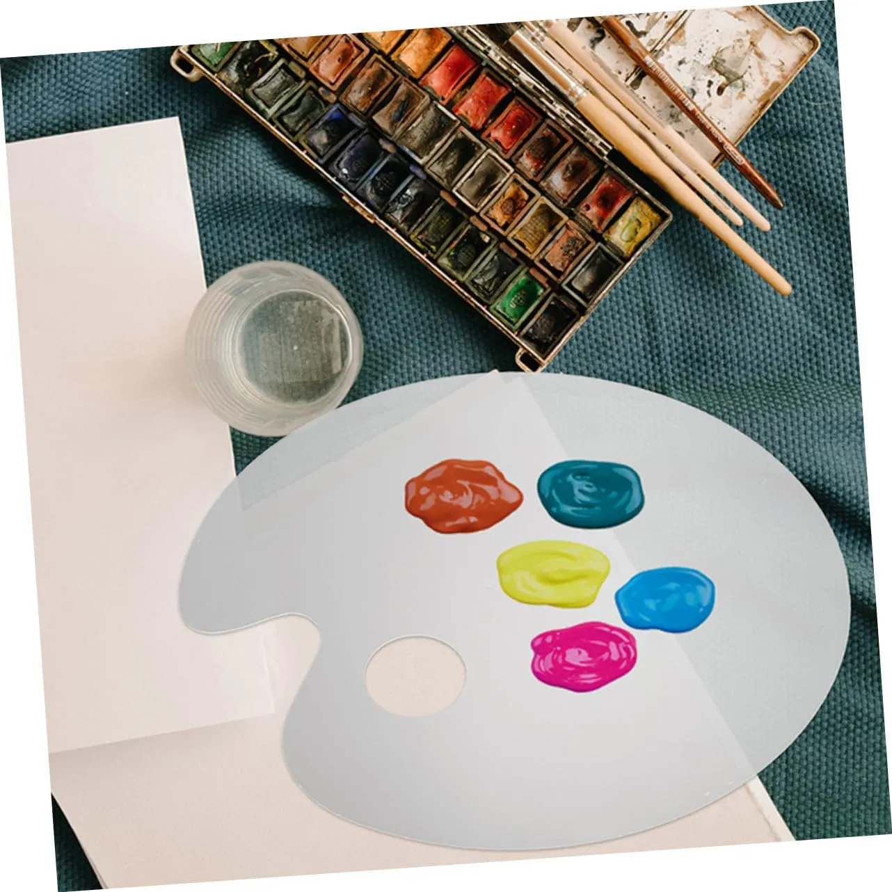 Angoily 1 Set Acrylic Foundation Mixing Palette with Spatulas Portable Makeup Mixing Plate for Use Blending Foundations and Eyeshadow Pigments Essential Makeup Supplies