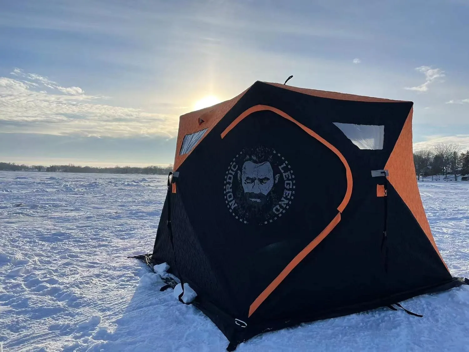 Aurora Series Pop-Up Portable Ice Fishing Shelter (Aurora Classic 3-4 Person Insulated)