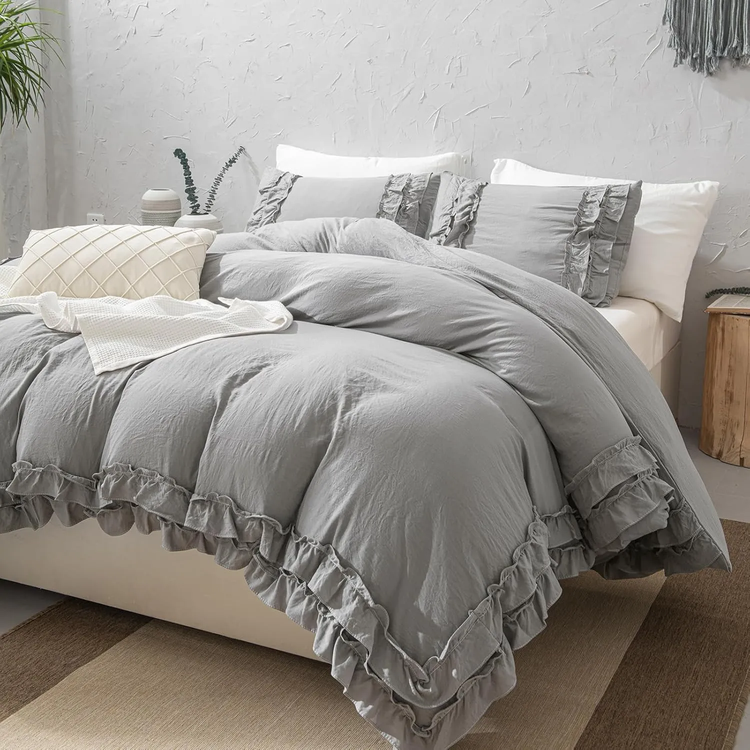 Bedorm Gray Queen Duvet Cover Set Ruffle Bedding Set Pleat Ruffled Shabby Chic Comforter Cover Extra Soft & Easy Care Gray Boho Duvet Cover with Zipper Closure