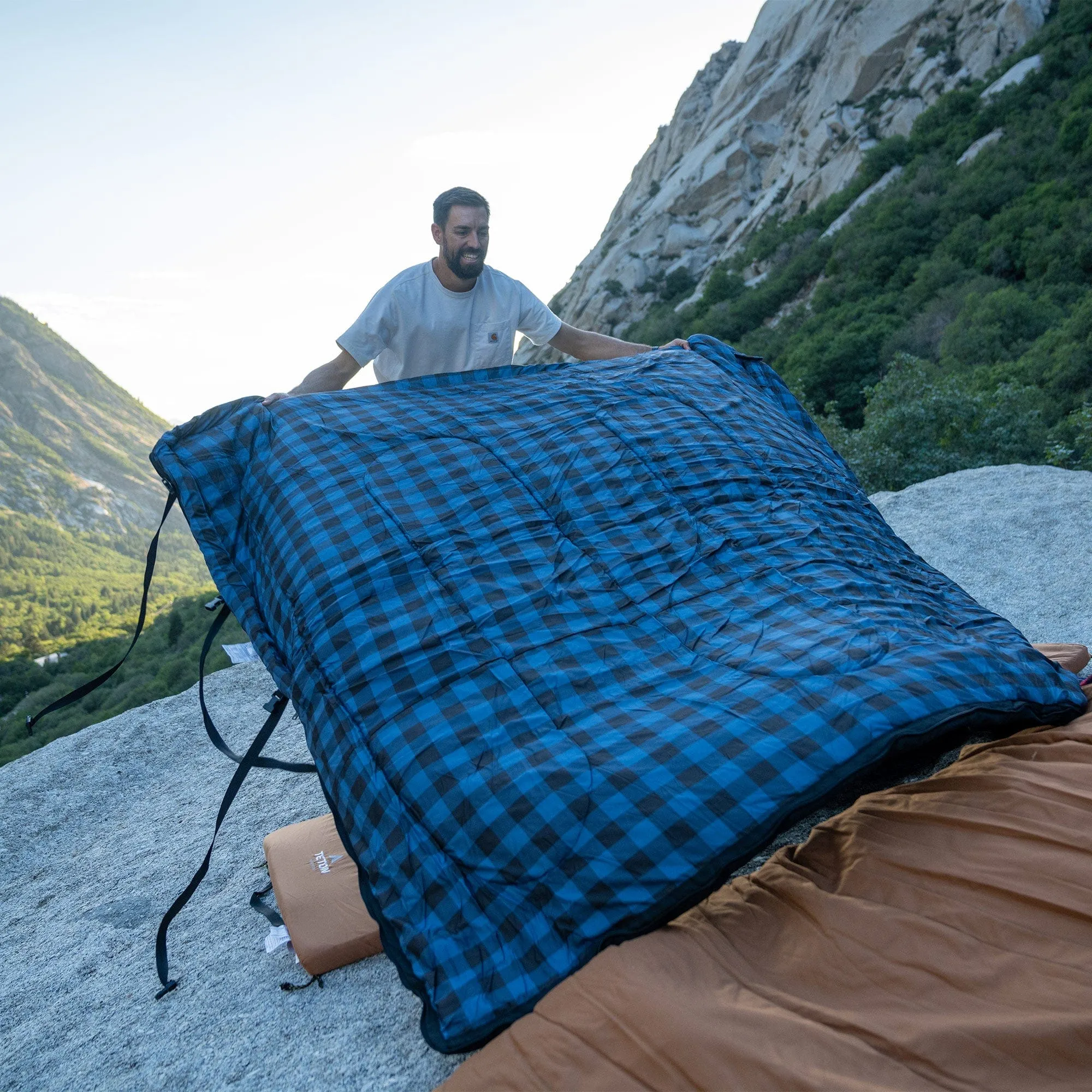 Bridger 0˚F / -18°C Canvas Sleeping Bag