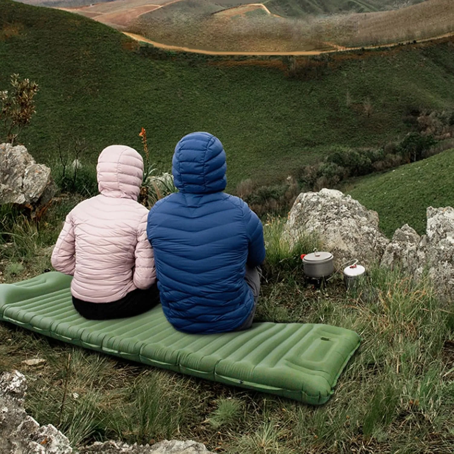 Camping Sleeping Pad Inflatable Camping Mattress Compact-Portable Lightweight Sleeping Mat with Built-in Foot