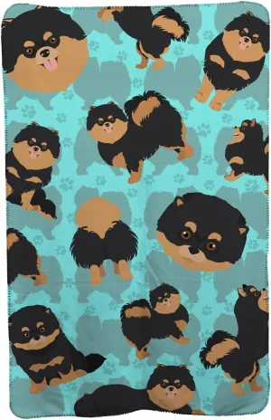 Caroline's Treasures MLM1040TBLT Black and Tan Pomeranian Soft Travel Blanket with Bag Airplane Blanket, Indoor Outdoor Camping Blanket for Traveling, Picnics, Beach Trips, Concerts