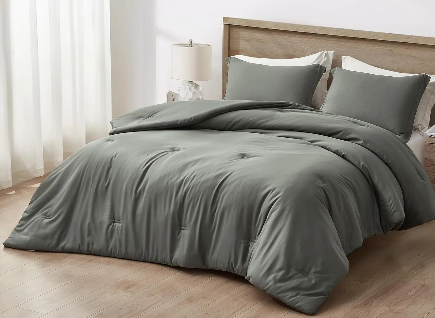 Chezmoi Collection Cliff 3-Piece Lightweight Cooling Comforter Set, Queen- Rayon Derived from Bamboo & Polyester Blended, Soft Breathable Bedding for Hot Sleepers, Dark Gray