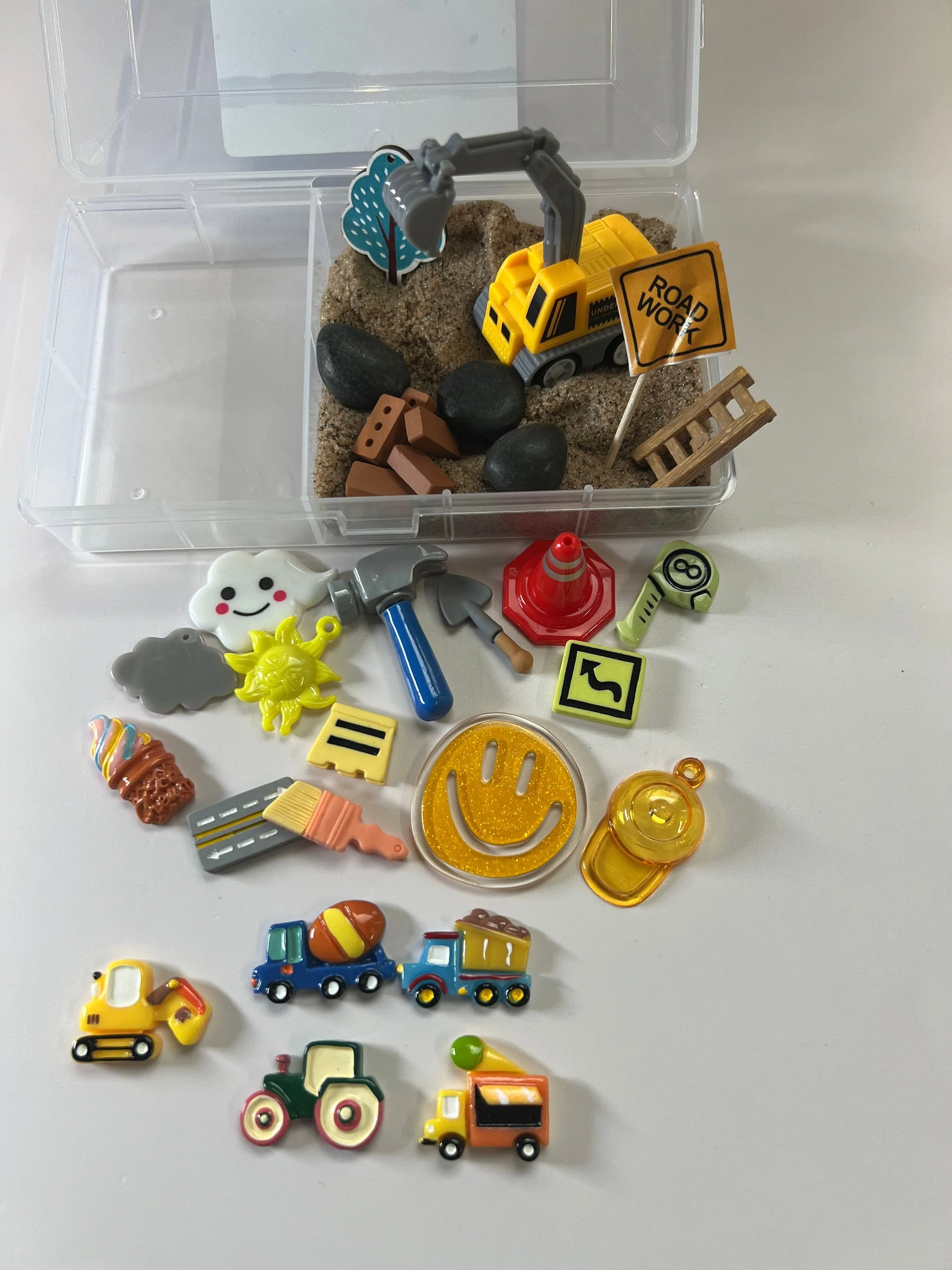 Construction Story Kit-Daniel the Digger Sputters-Stuttering Awareness Book-Story Objects-Story Kit-Speech Therapy Mini Objects