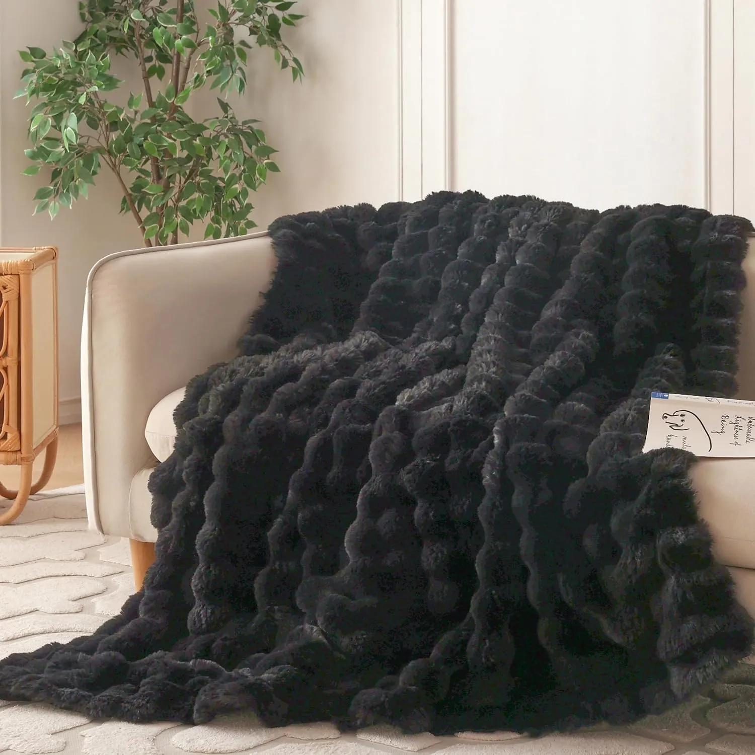 COOVA Faux Rabbit Fur & Flannel Throw Blanket 50x60 Inch - Luxury Fuzzy & Cozy Soft Blanket for All Seasons, Breathable and Comfortable for Bed, Sofa, Couch, and Camping,Black