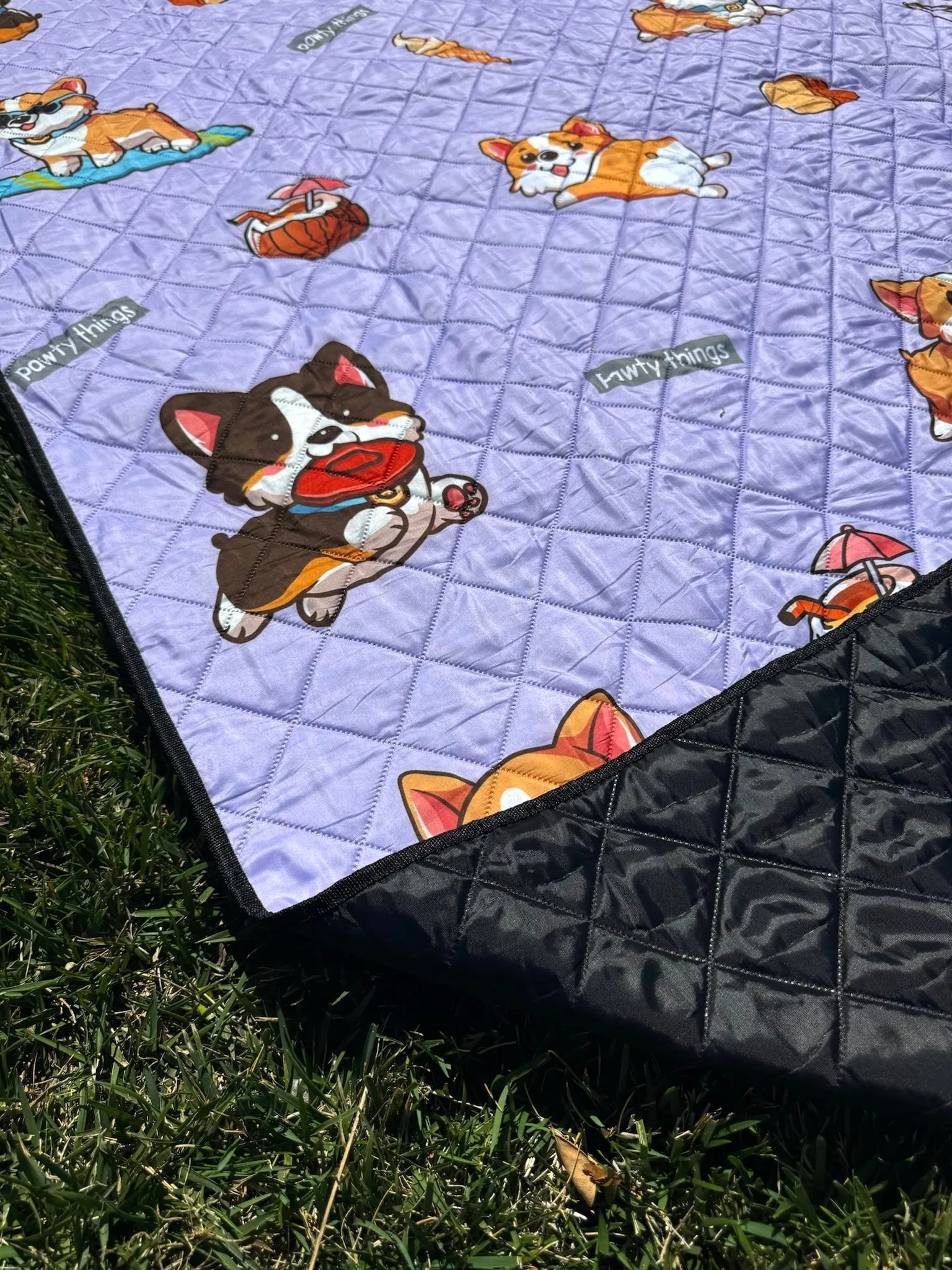 Corgi Picnic/Beach Blanket (Lavender)