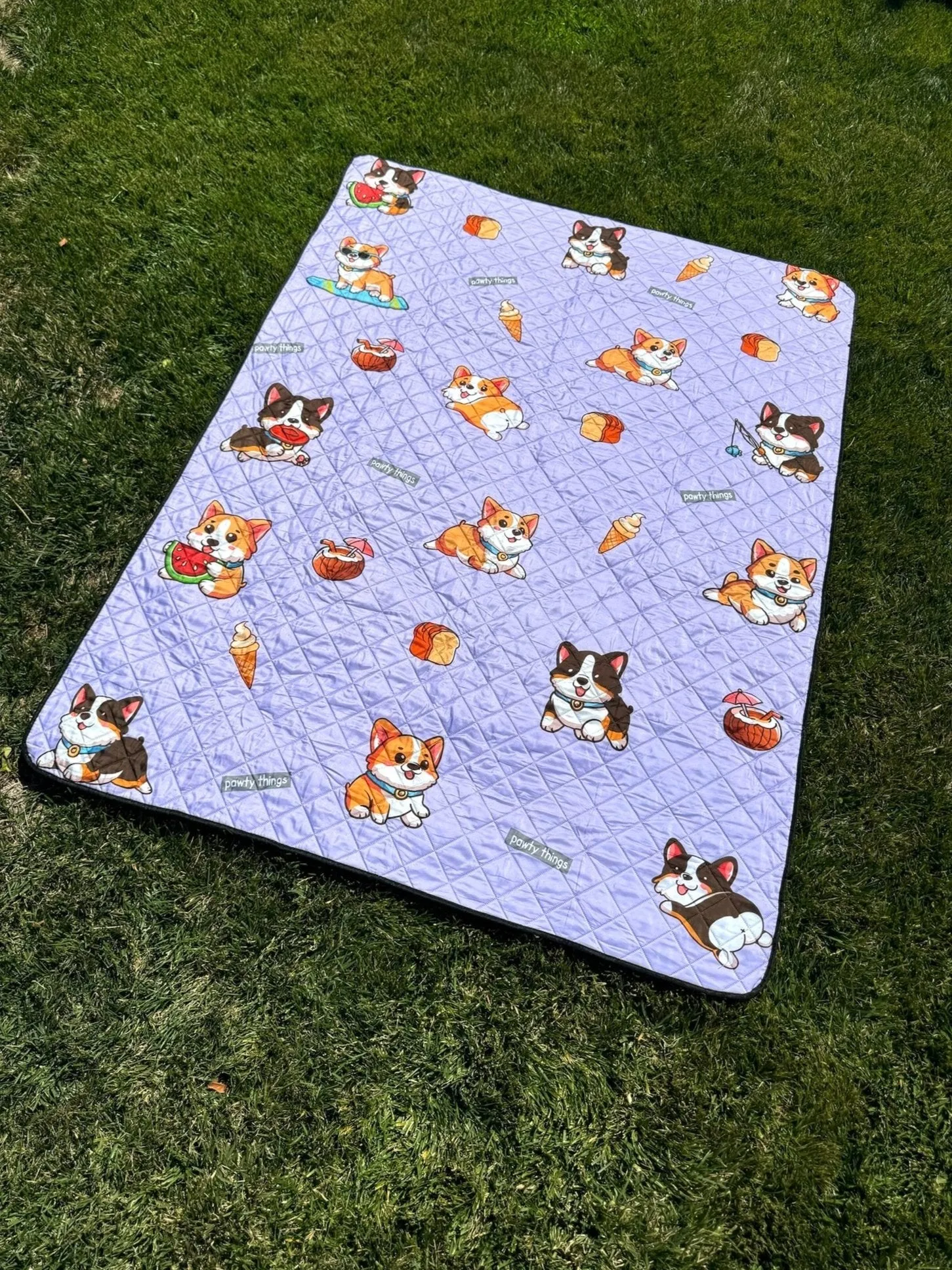 Corgi Picnic/Beach Blanket (Lavender)