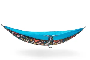 DOUBLENEST GIVING BACK HAMMOCK - PRINT