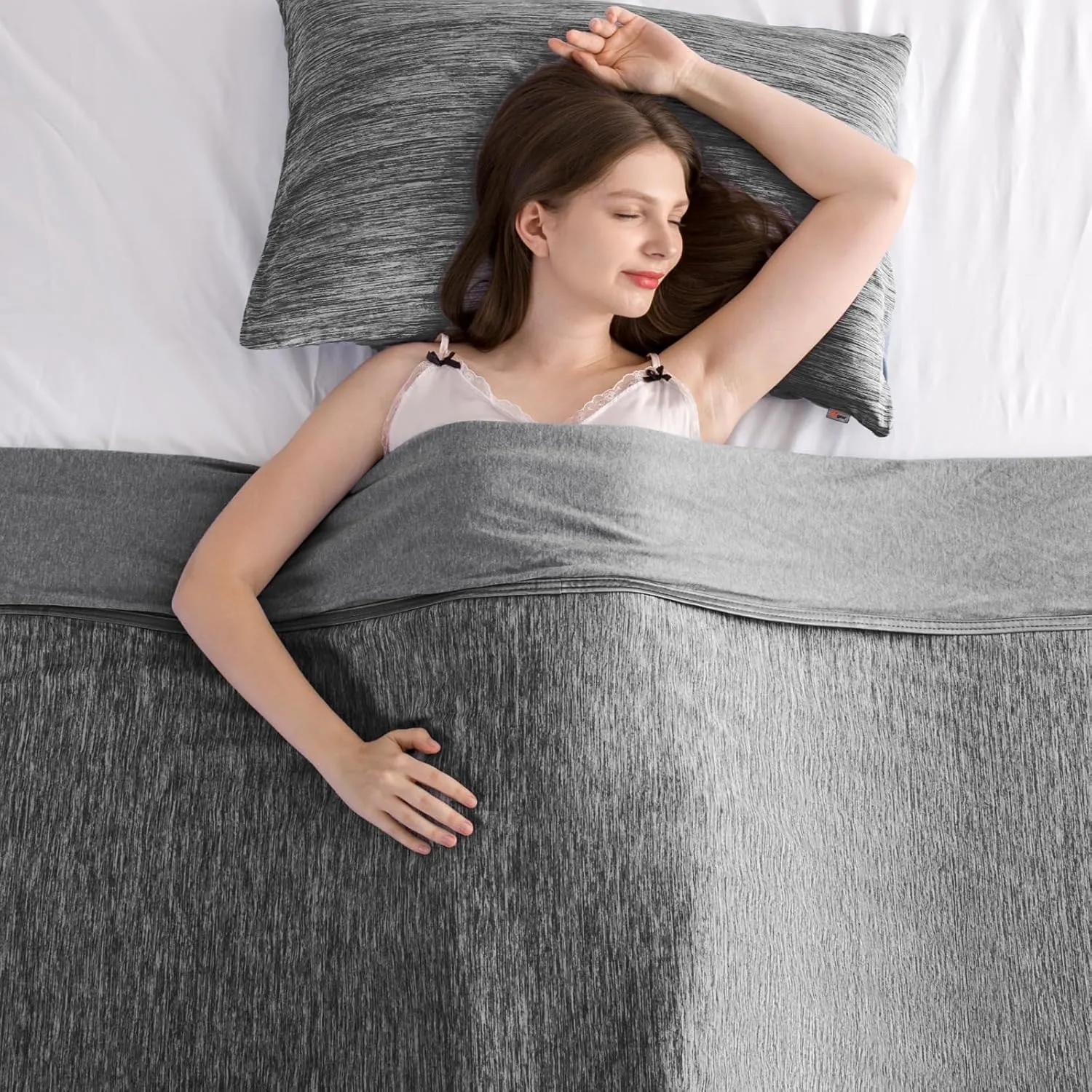 Elegear Revolutionary Cooling Blanket Queen Absorbs Heat to Keep Body Cool for Night Sweats, Arc-Chill3.0 Cool Fiber Q-Max>0.5 for Hot Sleepers, Lightweight Summer Cold Blankets for Sleeping 79" x 86"