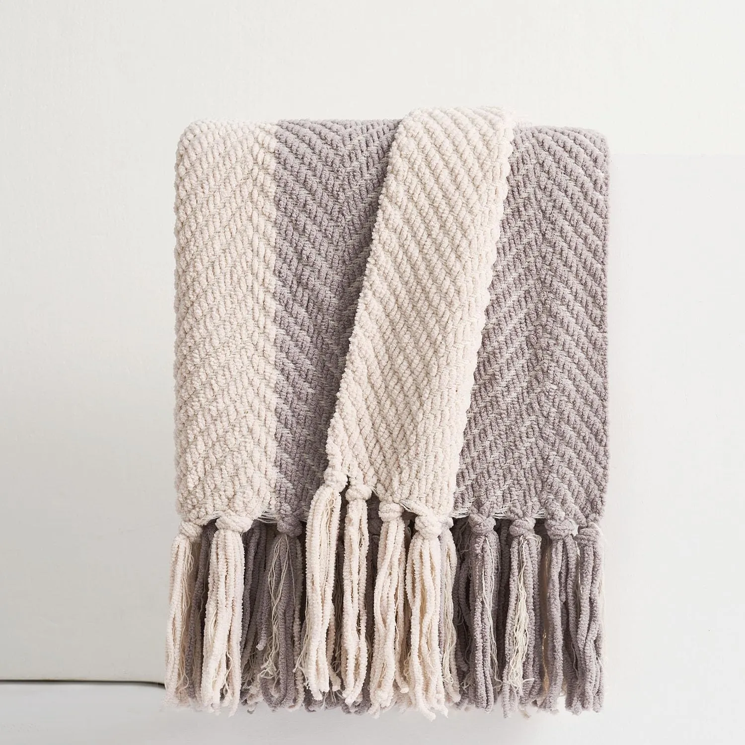 EVERGRACE Striped Chenille Knit Grey Throw Blanket for Couch, Textured Woven Boho Knitted Blanket for Bed, Super Soft Cozy Shabby Chic Knit Throw with Tassels for Farmhouse Home Decor, 60”x80”