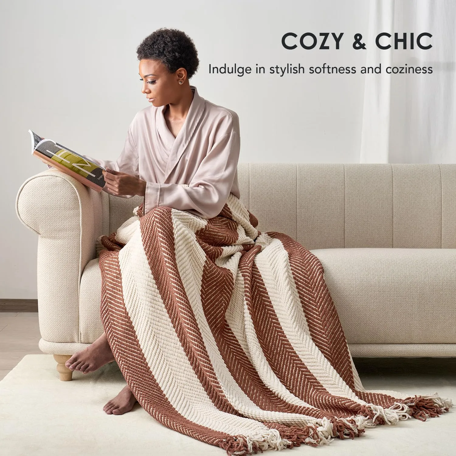 EVERGRACE Striped Chenille Knit Rusty Brown Throw Blanket for Couch, Textured Woven Boho Knitted Blanket for Bed, Super Soft Cozy Shabby Chic Knit Throw with Tassels for Farmhouse Home Decor, 60”x80”