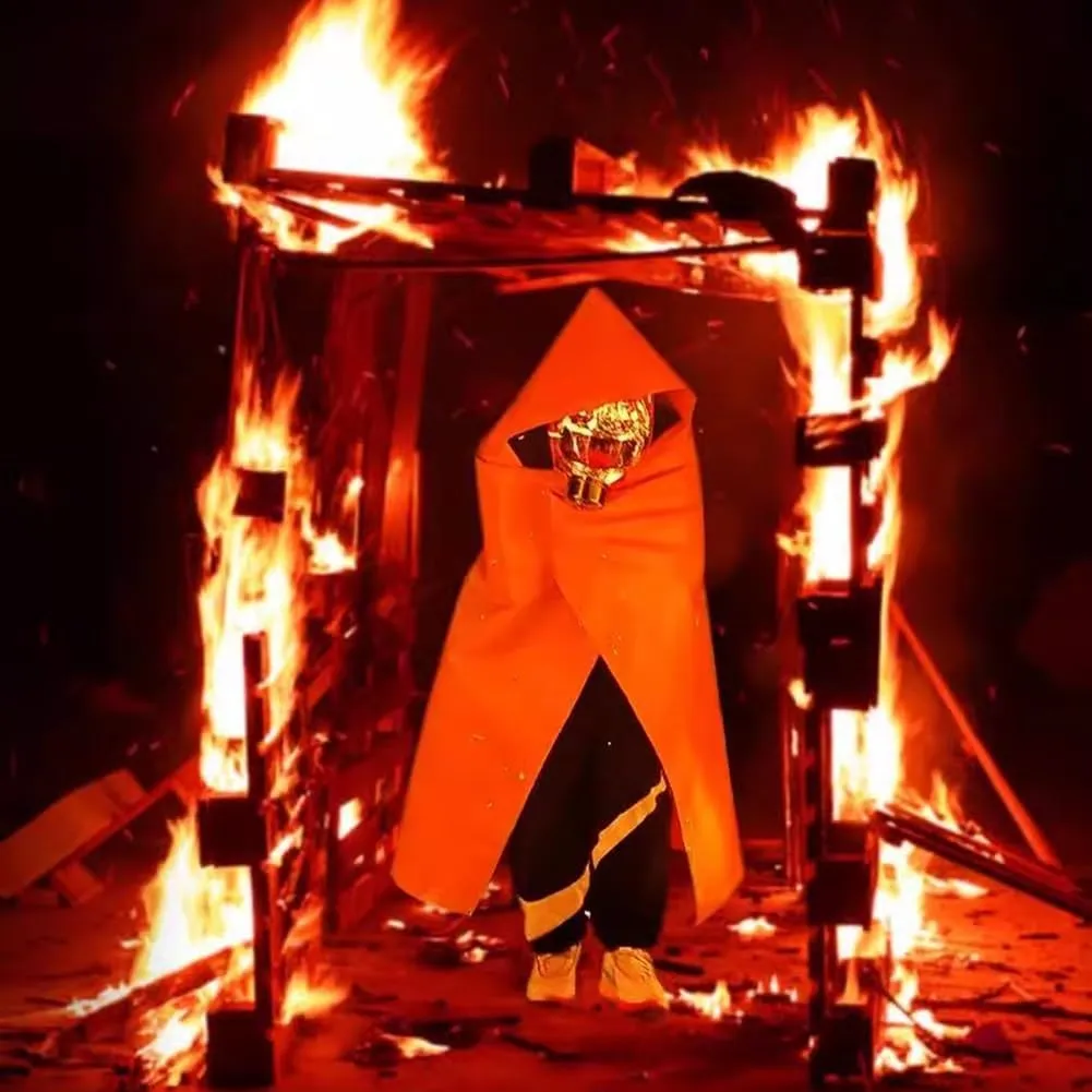 Fireproof Cloak With Hood, Fire Emergency Survival Safety Blanket for Adult and Hildren Full Body Protection 1100℃ Flame Retardant Reusable