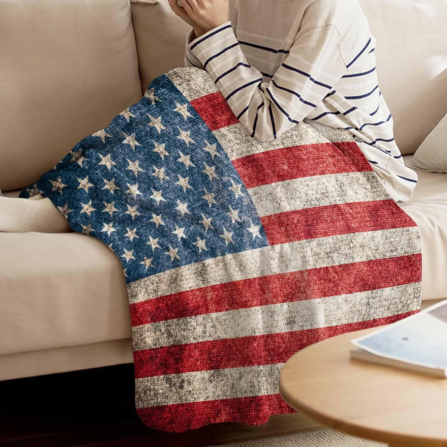Fleece Flannel Blanket Vintage American Flag Thin Soft Warm Cozy Bed Throw for Home Sofa Travel Camping Couch Picnic Old USA Red White Blue Stripes Star 50x60IN