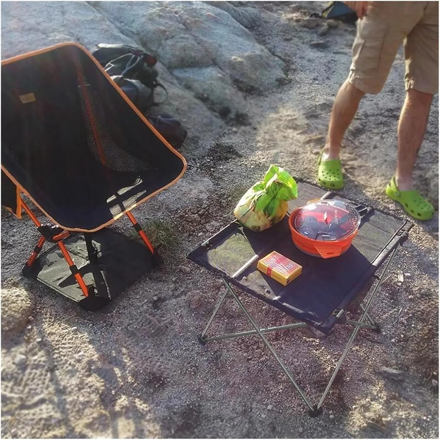 Folding Dining Table Ultralight Aluminium Hiking Climbing Picnic Folding Tables Outdoor Camping Table Portable Foldable Desk Fur Computer Bed (Color : 56x42x37cm Gray)