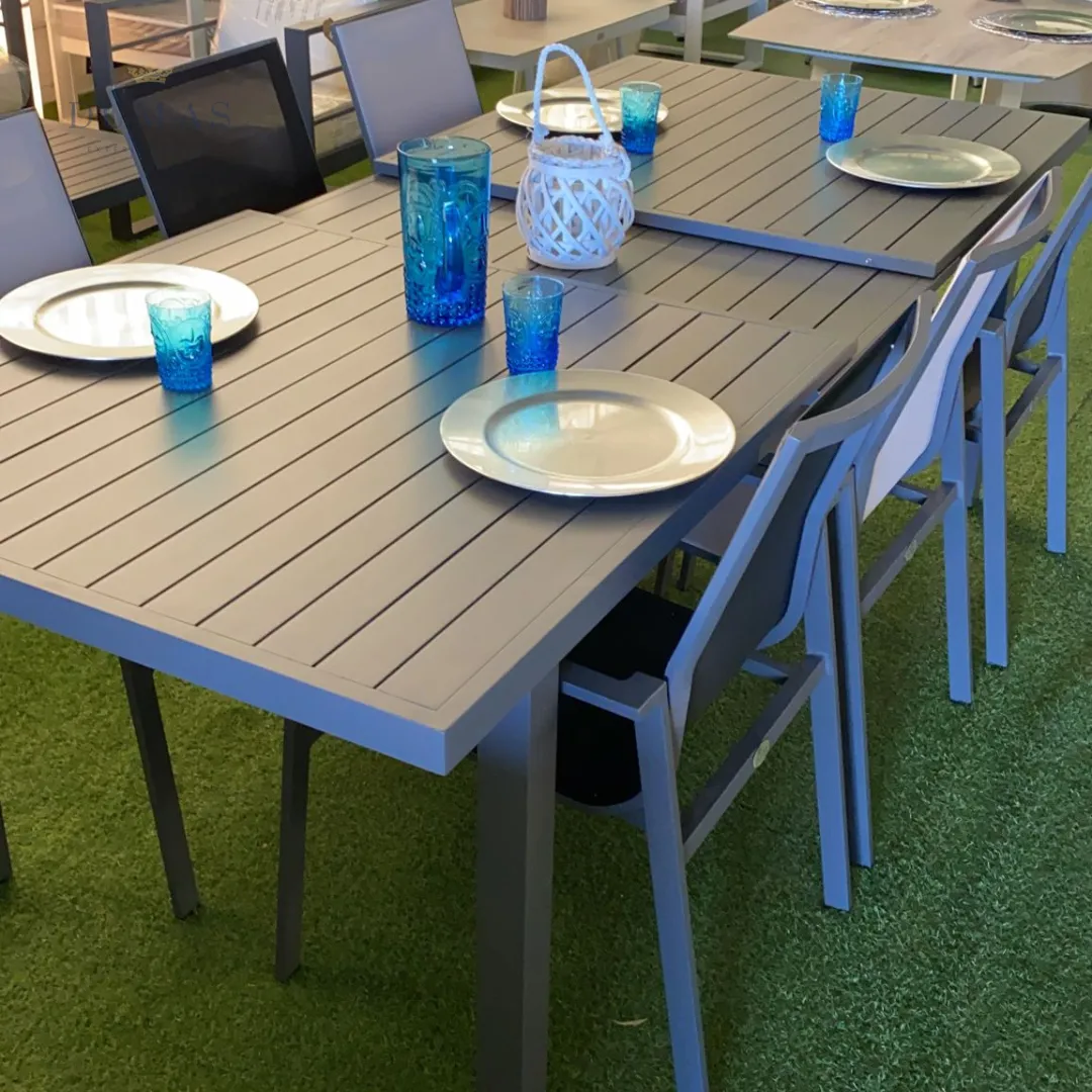Formentera Extendable Table