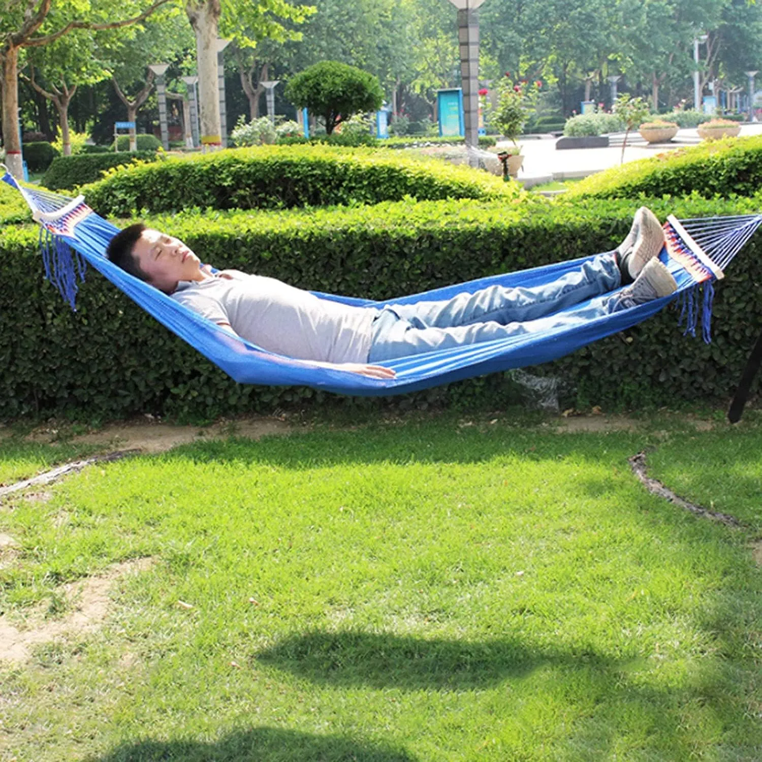 Hammocks for Outside Hanging Camping Hammock Breathable Casual Mesh Lightweight Nylon Camping for Indoor Outdoor Travel Hiking Beach Hammock Camping, Rosso