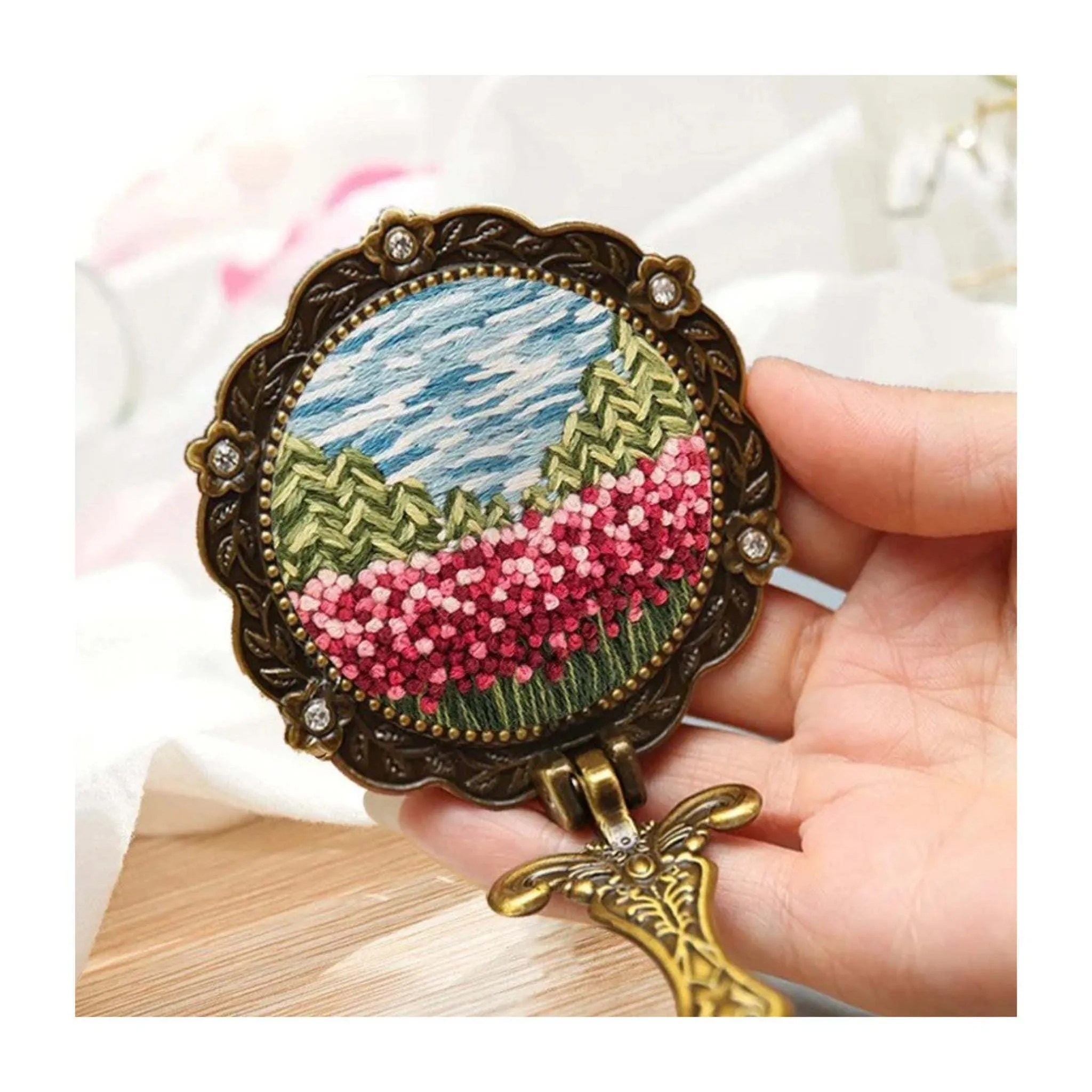 Hand Mirror Embroidery Kits DIY Beginner Embroidery Kit Adults Antique Effect Mirror Cross Stitch Craft Gift Idea