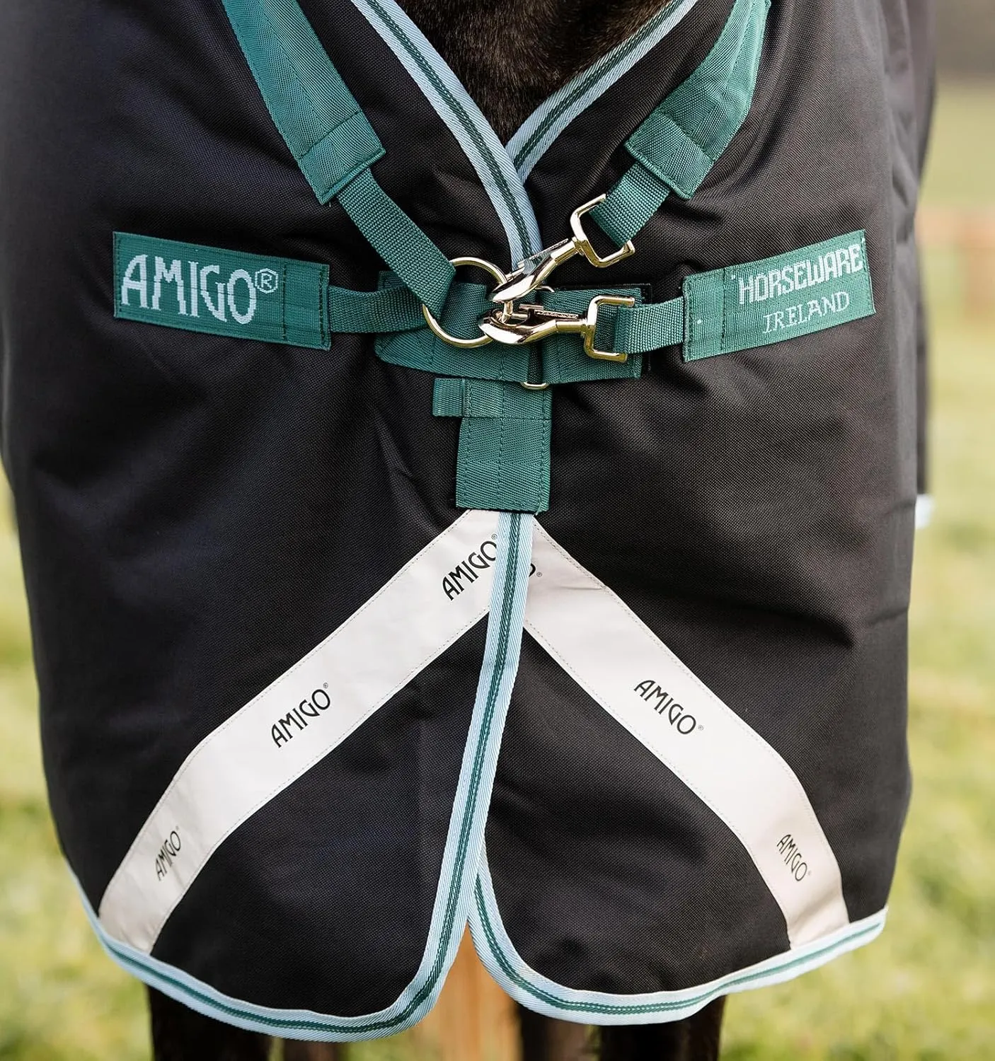 Horseware® Amigo® Bravo 12 Plus Turnout (250g Medium)