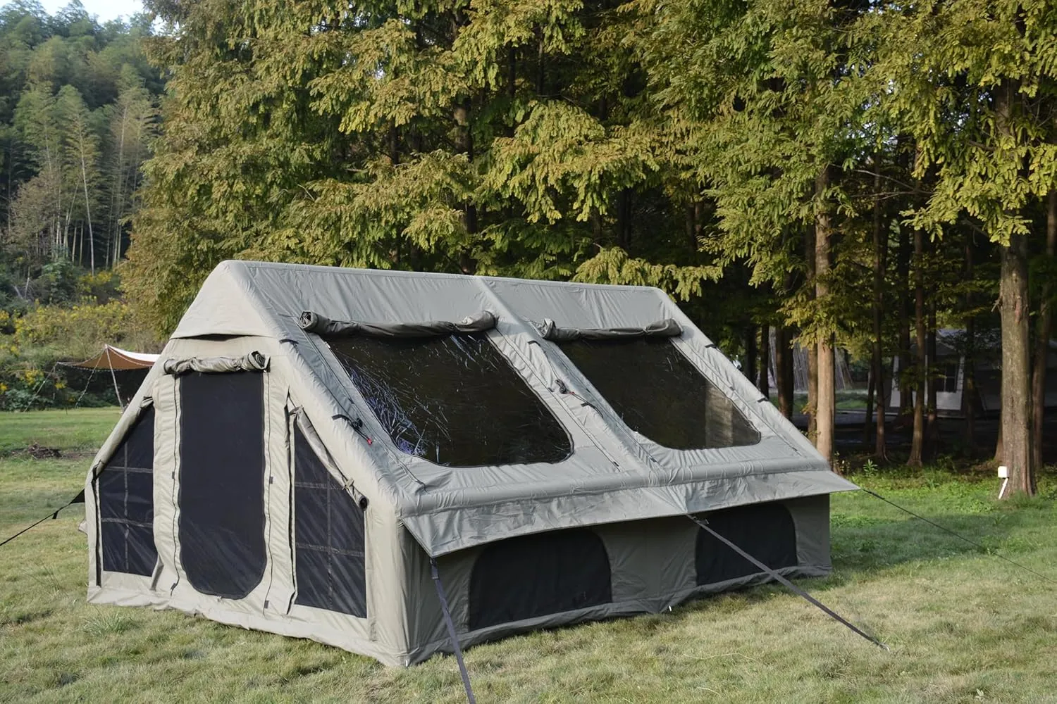 Inflatable Tent for Camping, 7-8 Person Blow Up Tent for Camping with Stove Jack, Hand Pump, Mesh Windows, Waterproof Cloth, Easy Setup, 4-Season Use