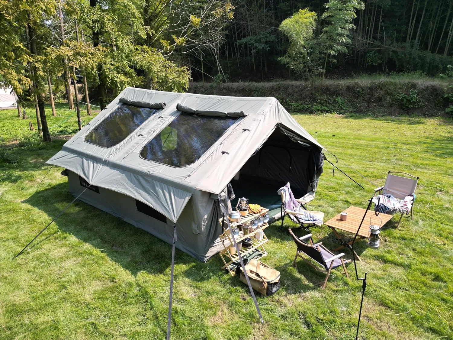 Inflatable Tent for Camping, 7-8 Person Blow Up Tent for Camping with Stove Jack, Hand Pump, Mesh Windows, Waterproof Cloth, Easy Setup, 4-Season Use