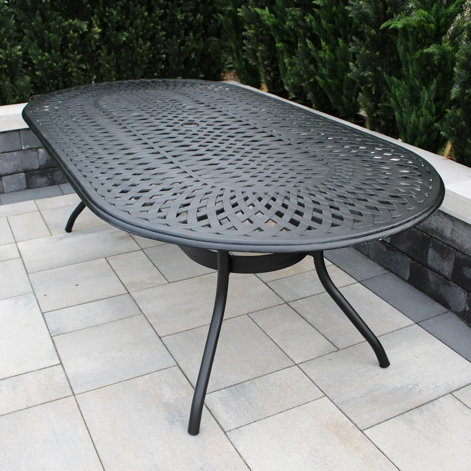 Modern Outdoor Mesh Aluminum 95-in Black Oval Large Patio Dining Table