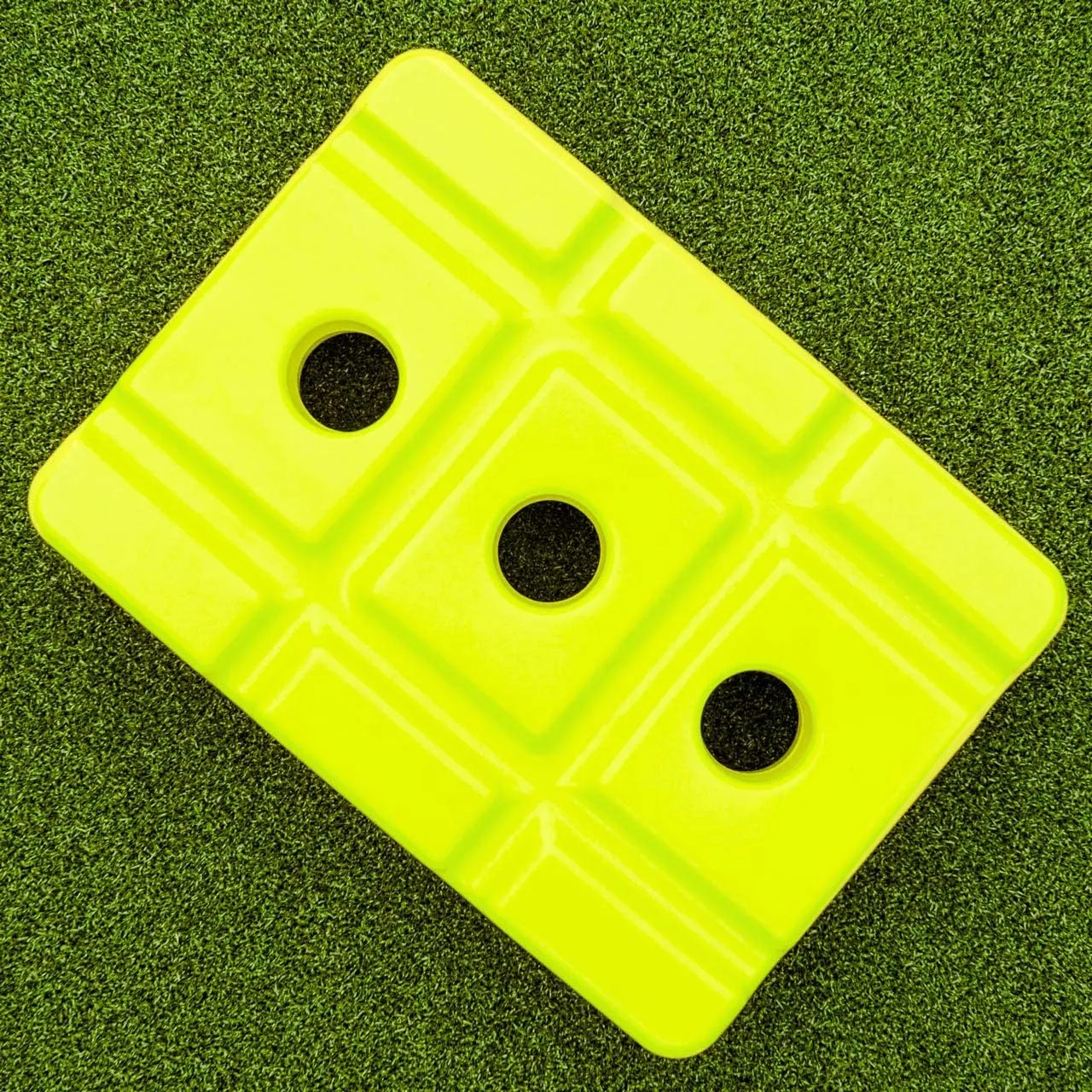 NWS Backyard Cricket Sets | Kwik Cricket | Bats, Stumps, Bails, Balls and A Carry Bag [3 Sizes]