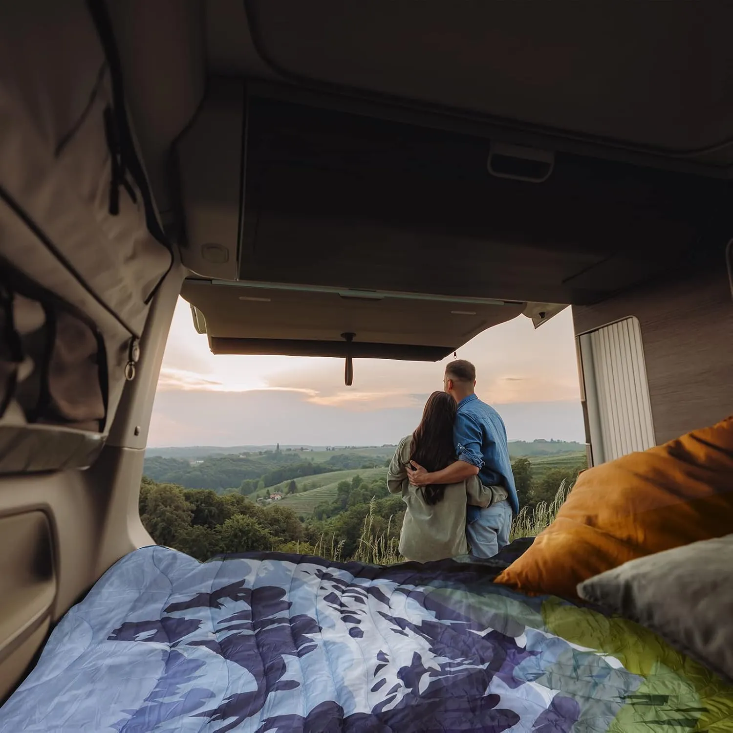 Outdoor Puffy Camping Blanket, Lightweight Windproof Warm Stadium Blanket, Packable Travel Camping Quilt for Cold Weather, Hiking, Backpacking, Sleeping, Hammock, Adventure 78"x 56"