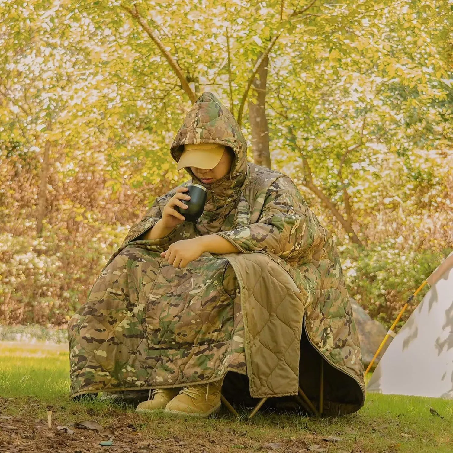 Poncho Liner Hoodie with Pocket Insulated Military Sleeping Bag Waterproof for Outdoor Camping Travel Survival Hunting Car Emergency