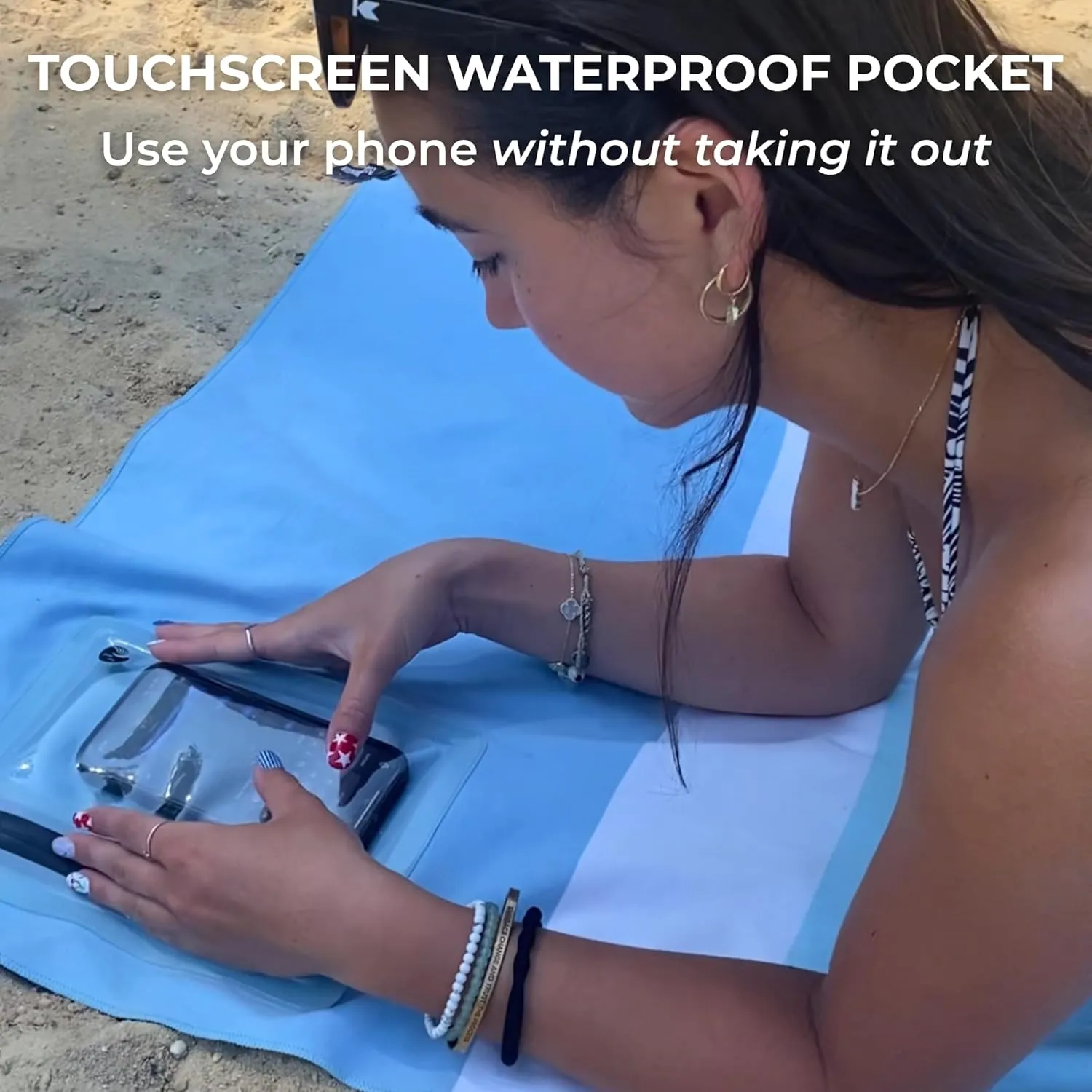 Quick Dry Beach Towel with Waterproof Phone Pocket – Sand Free, Compact Travel Towel for Pool, Boat, Camping & Outdoor Adventures (Mint)
