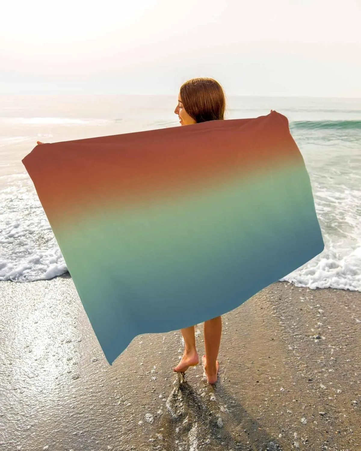 Quick-Drying Microfiber Beach Towel, Modern Abstract Art Soft Absorbent Bath Shower Towels, Red Green Gradient Lightweight Portable Towel/Blanket for Travel/Swimming Pool/Camping/Yoga/Gym，35x70 Inch