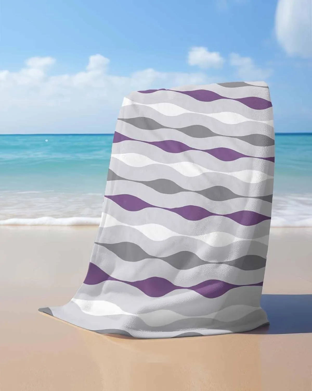 Quick-Drying Microfiber Beach Towel, Modern Simple Soft Absorbent Bath Shower Towels, Purple Geometric Stripes Lightweight Portable Towel/Blanket for Travel/Swimming Pool/Camping/Yoga/Gym，35x70 Inch