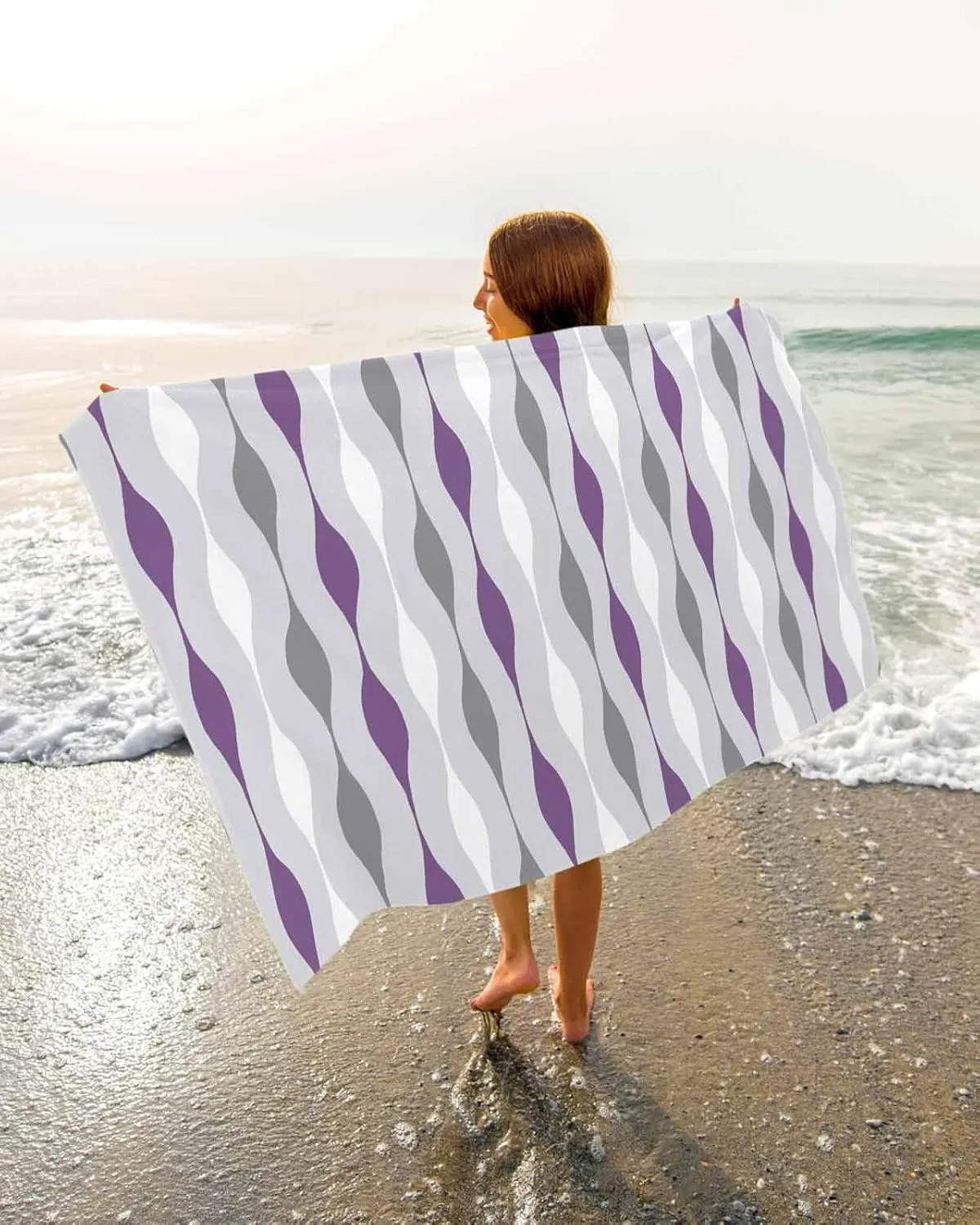 Quick-Drying Microfiber Beach Towel, Modern Simple Soft Absorbent Bath Shower Towels, Purple Geometric Stripes Lightweight Portable Towel/Blanket for Travel/Swimming Pool/Camping/Yoga/Gym，35x70 Inch