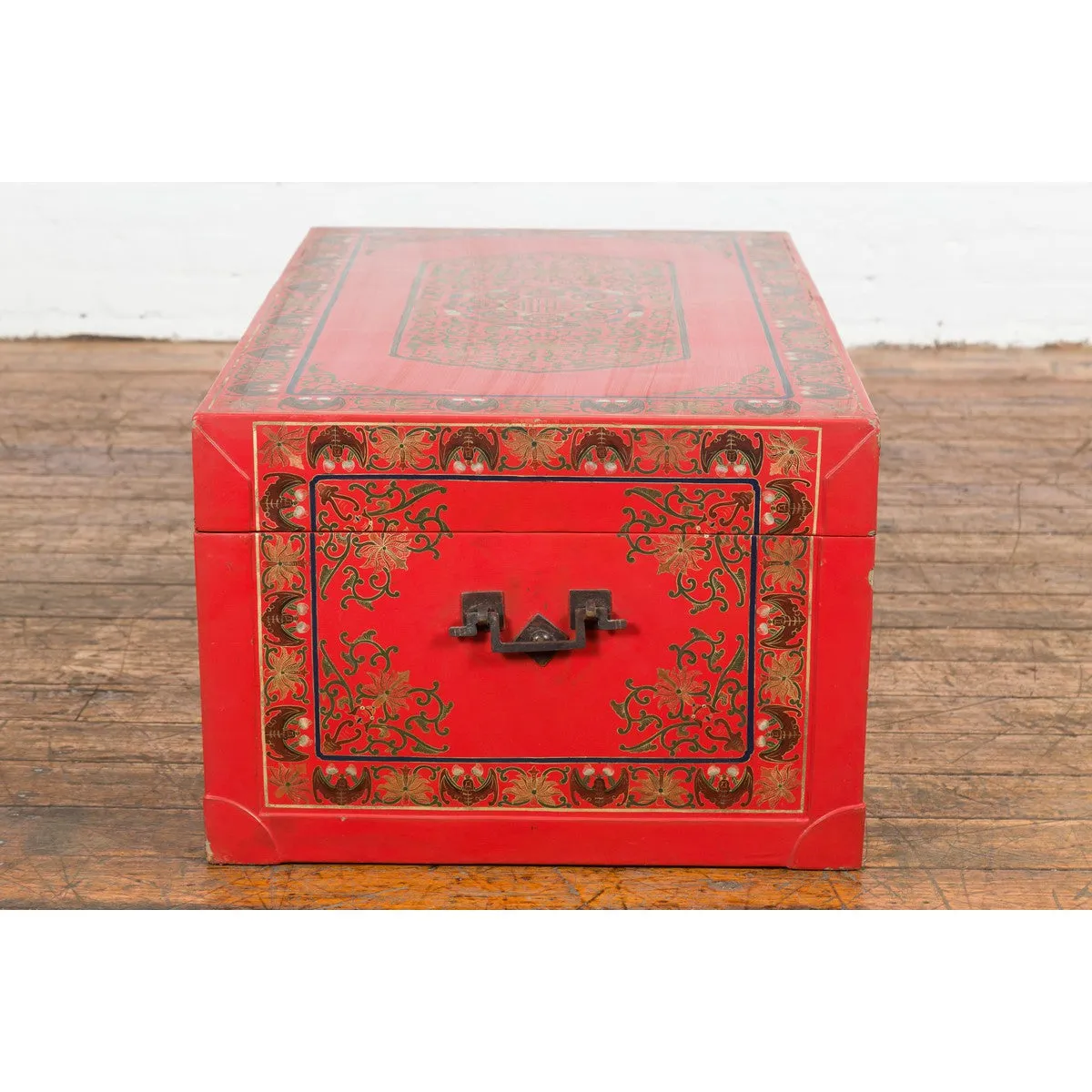 Red Lacquer Trunk with Flowers, Birds and Calligraphy Motifs
