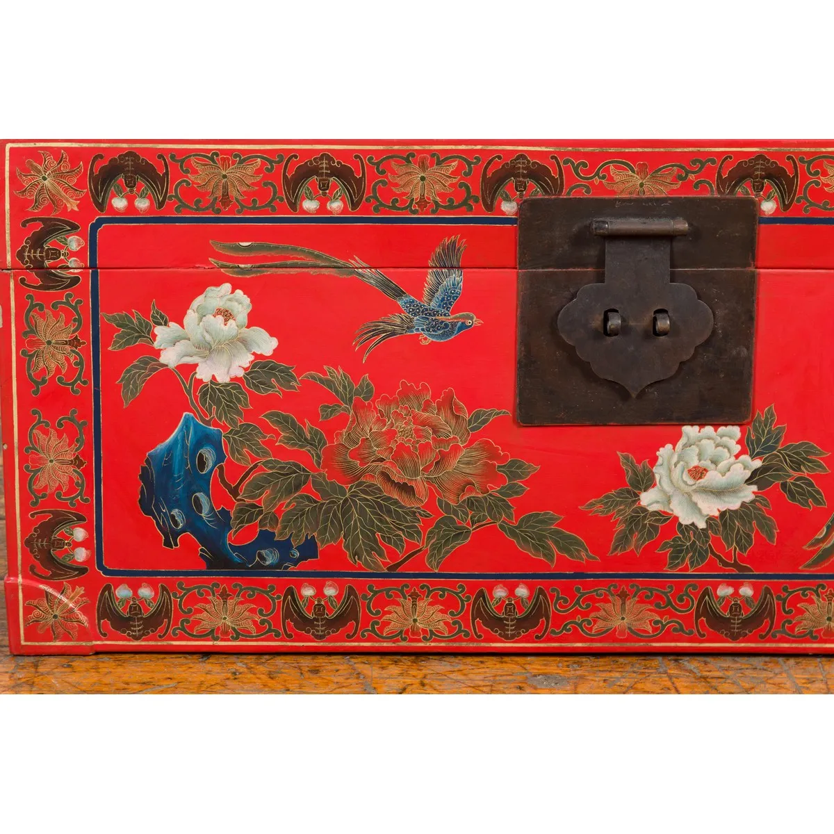 Red Lacquer Trunk with Flowers, Birds and Calligraphy Motifs