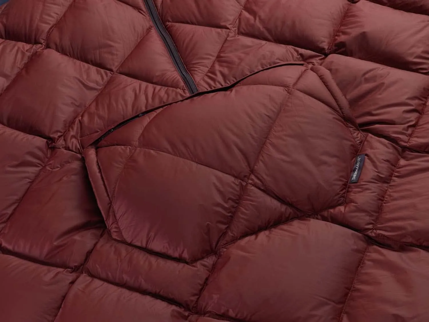 Therm-a-Rest Honcho Poncho Down Wearable Camping Blanket