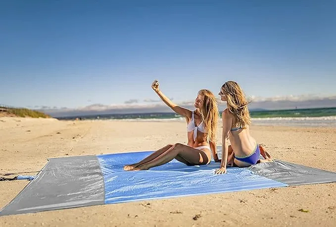 WEKAPO Beach Blanket Sandproof, Extra Large Beach Mat, Big & Compact Sand Free Mat Quick Drying, Lightweight & Durable with 6 Stakes & 4 Corner Pockets