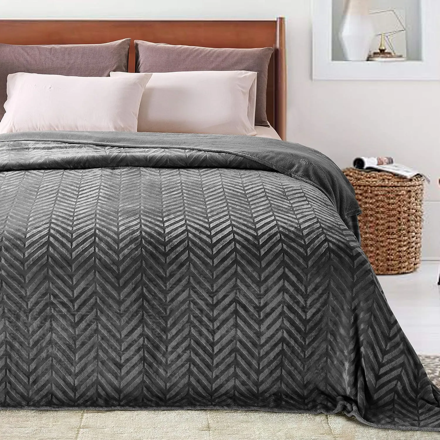 Whale Flotilla Flannel Fleece Queen Size Bed Blanket, Lightweight Breathable Soft Bedspread Plush Fluffy Coverlet Chevron Design Decorative Blanket for All Season, 90x90 Inch, Dark Grey