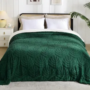 Whale Flotilla Sherpa Fleece Blanket for King Size Bed, Reversible Lightweight Blankets Warm Plush Bed Blanket for Winter Ultra Soft with Decorative Jacquard Pattern 90x104 Inch, Deep Green